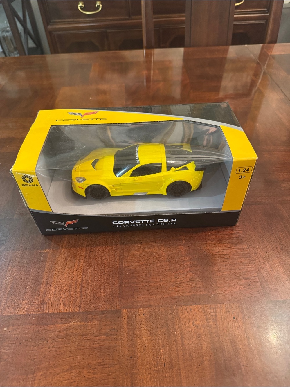 Braha Friction Licensed 1/24 Scale Corvette C6.R Friction Push & Go Yellow